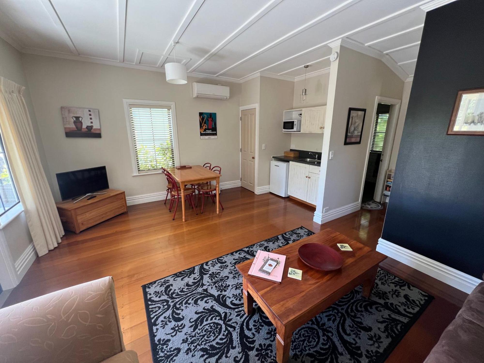 Pinot Villas Martinborough Extérieur photo